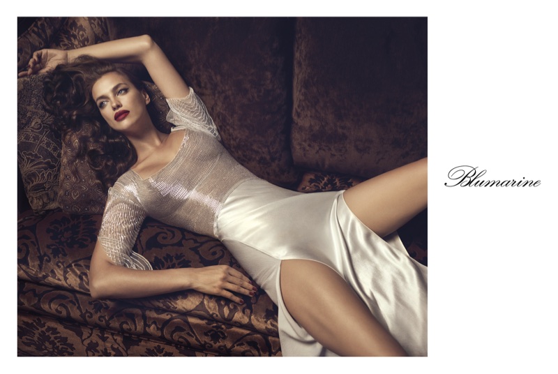 Irina-Shayk-Blumarine-Fall-2017-Campaign-10.jpg